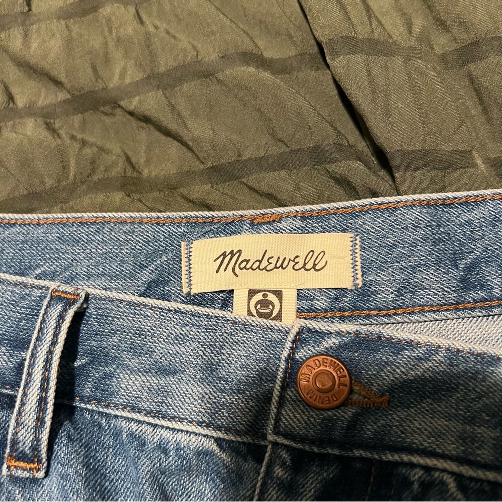 Madewell The 90s Straight Jean - Picture 5 of 8
